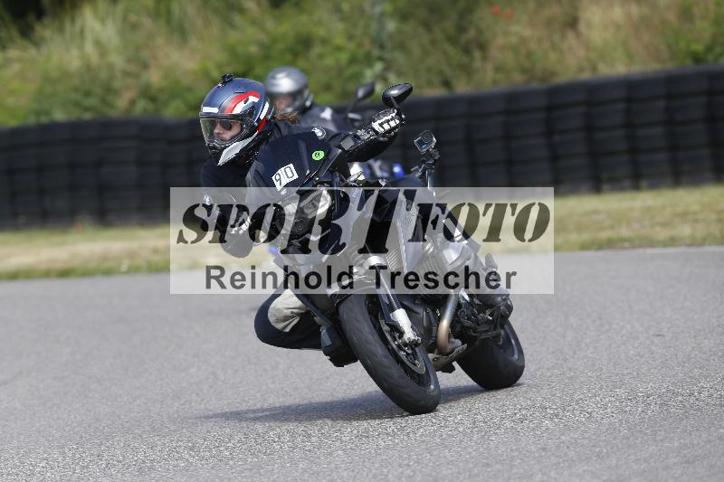 /20 27.05.2025 FREERIDE Training ADR/Gruppe B/90